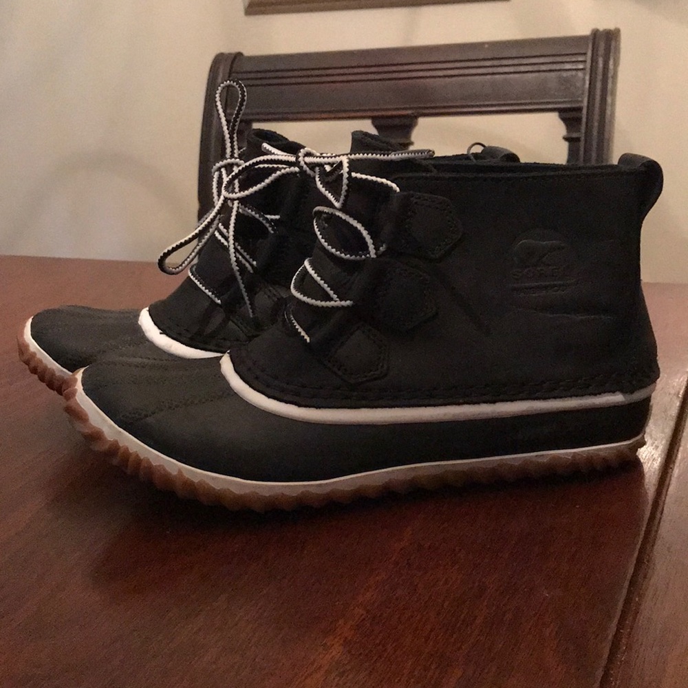 Sorel boots size 7.5